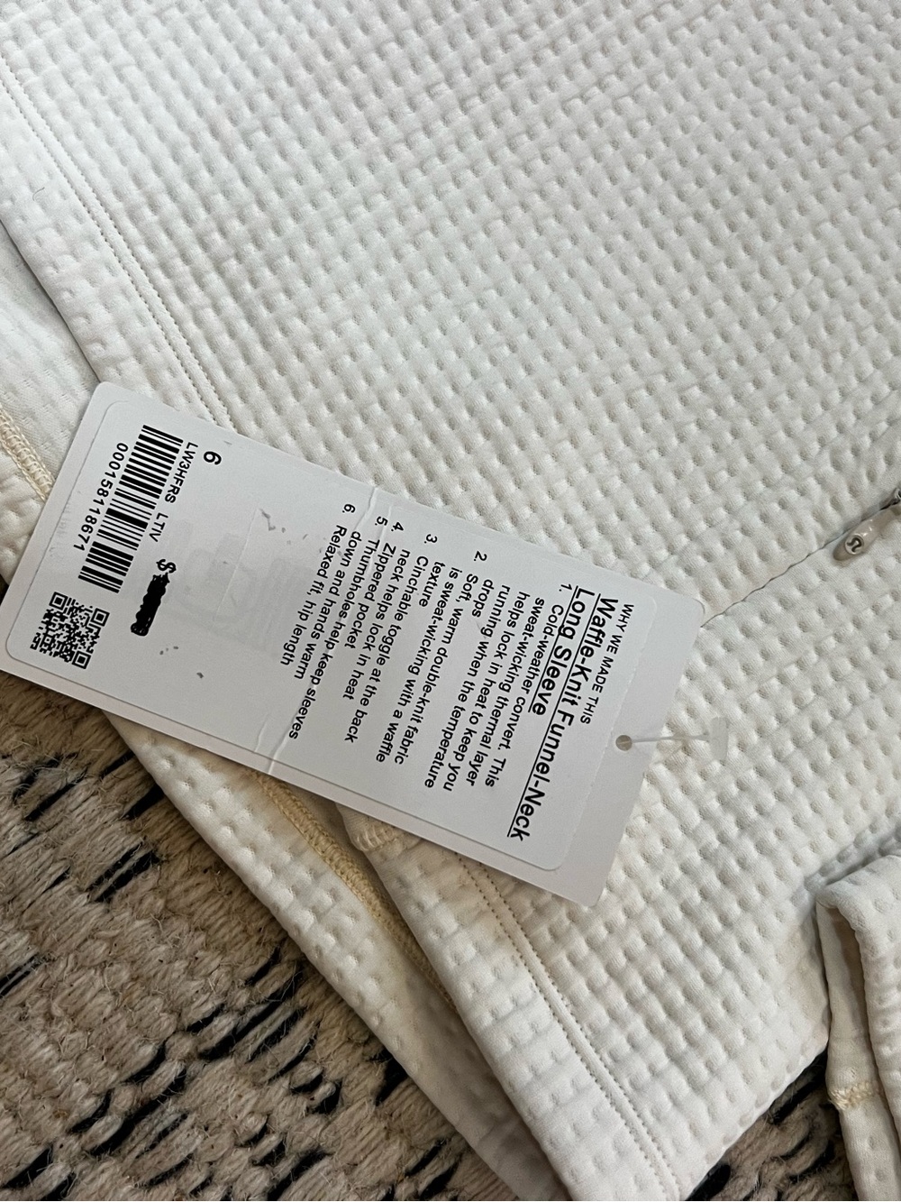 Lululemon Waffle-Knit Funnel-Neck Long-Sleeve Shirt size 6 - Picture 12 of 12